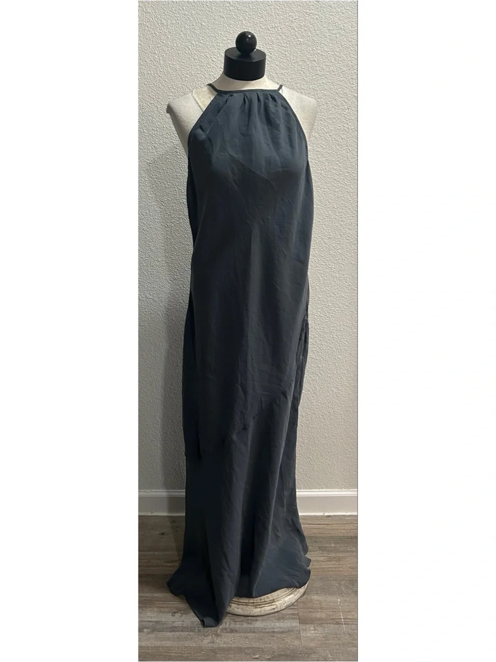 Abercrombie & Fitch Women’s Gray Halter Neck Bias Cut Maxi Dress Size Large
